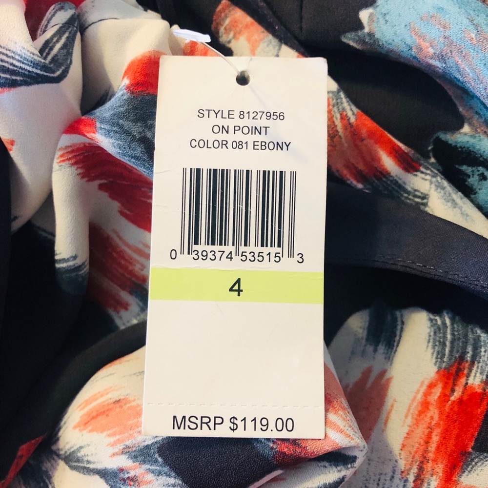 1.State Floral Print One Shoulder Popover Romper - Picture 8 of 8